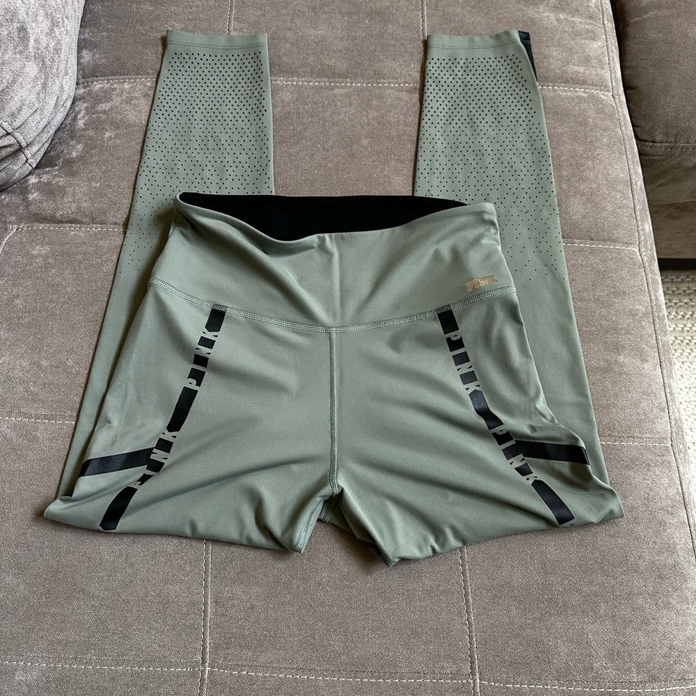 PINK Victoria's Secret Green Leggings with Black Accents - Picture 5 of 8